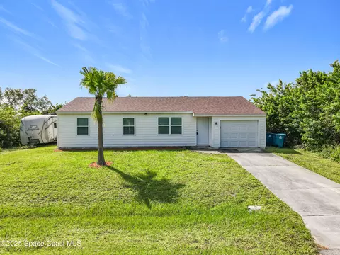 1634 Waltz St SE, Palm Bay, FL 32909