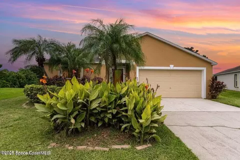 8426 Mizell Dr, Melbourne, FL 32940