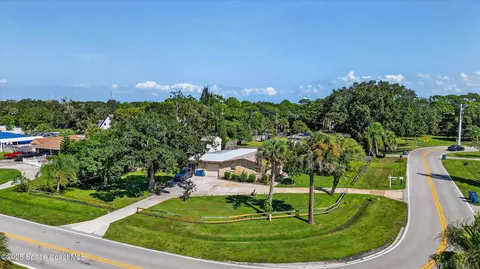 853 Knecht Rd NE, Palm Bay, FL 32905