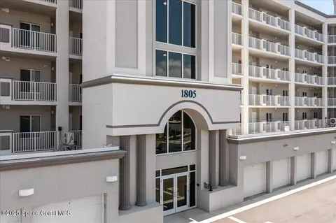 1805 Riverside Dr #206, Titusville, FL 32780