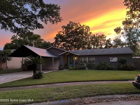 821 Hanover Ct, Rockledge, FL 32955