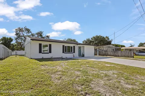 115 Primrose Ln, Melbourne, FL 32901