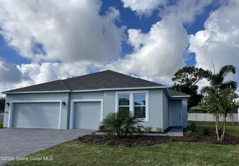 1004 Connolly Ln NE, Palm Bay, FL 32905