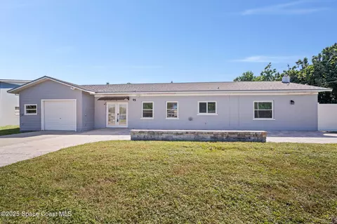 95 Peck Ave, Merritt Island, FL 32952