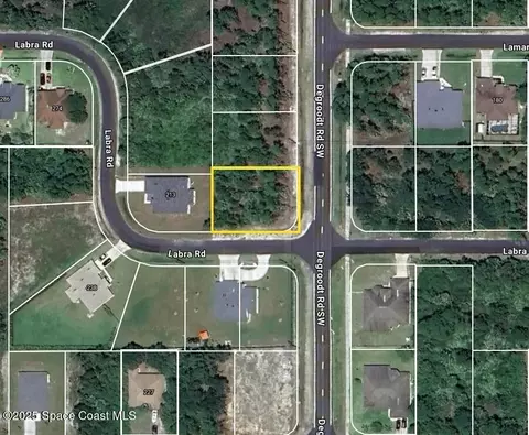 2798 Degroodt Rd SW, Palm Bay, FL 32908