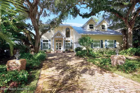 5930 Riverside Dr, Melbourne Beach, FL 32951