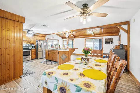 Dining - 4505 Eldorado Way, Melbourne, FL 32934 photo 1 of 2