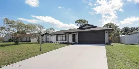 960 Canton St NW, Palm Bay, FL 32907