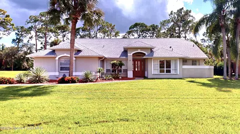 3886 Peacock Dr, Melbourne, FL 32904