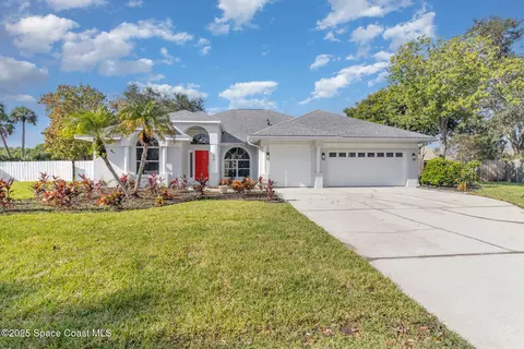 196 Sykes Loop Dr, Merritt Island, FL 32953
