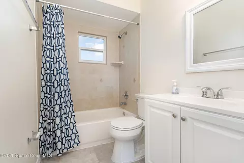 Bath - 1337 Briarwood Ct, Rockledge, FL 32955 photo 1 of 2