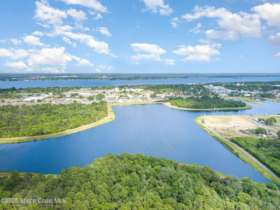 View/Area - 1337 Briarwood Ct, Rockledge, FL 32955 photo 5 of 7