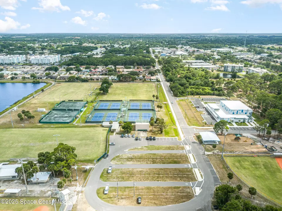 View/Area - 1337 Briarwood Ct, Rockledge, FL 32955 photo 6 of 7