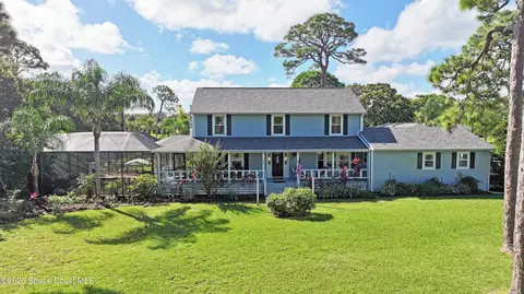 3435 Huggins Dr, Malabar, FL 32950