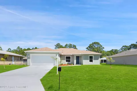 723 Geddes St SW, Palm Bay, FL 32908