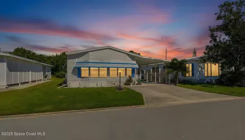 1131 Tequesta Dr, Barefoot Bay, FL 32976