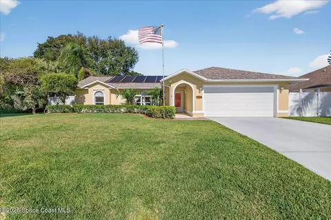 467 Caravan Ter, Sebastian, FL 32958