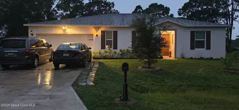 1588 Ranger Rd SE, Palm Bay, FL 32909
