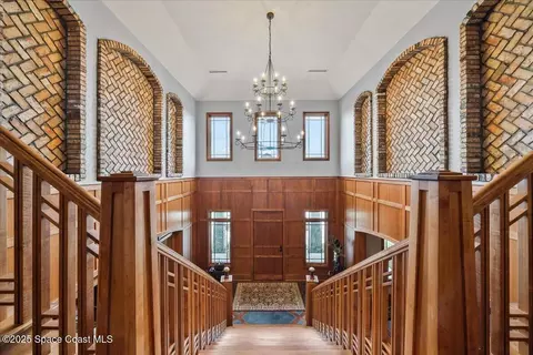Entry Way - 586 Wethersfield Pl, Melbourne, FL 32940 photo 3 of 9