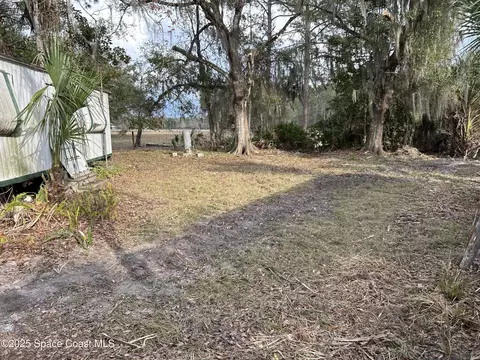 882 County Road 310, Interlachen, FL 32148 photo 9