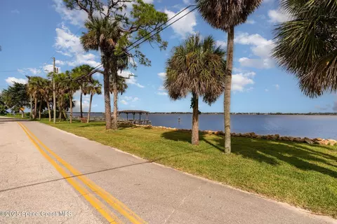 View/Area - 1863 Rockledge Dr, Rockledge, FL 32955 photo 6 of 10