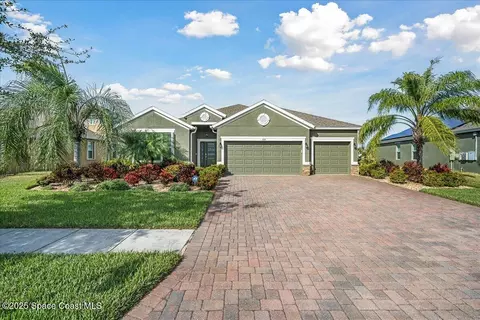 634 Easton Forest Cir SE, Palm Bay, FL 32909