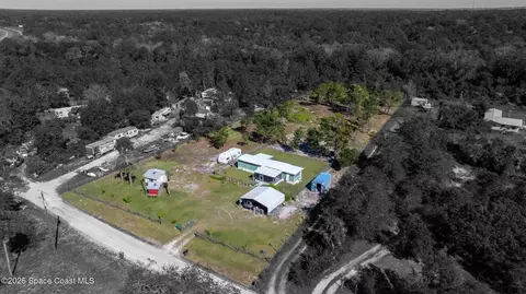 4895 Orange St, Mims, FL 32754