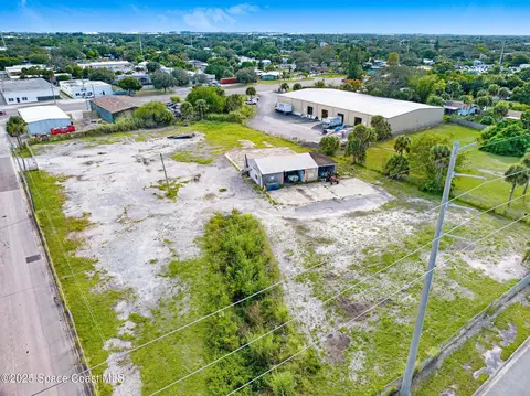 1075 Mcclendon St, Melbourne, FL 32935 photo 15