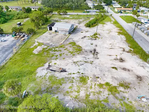 1075 Mcclendon St, Melbourne, FL 32935 photo 8