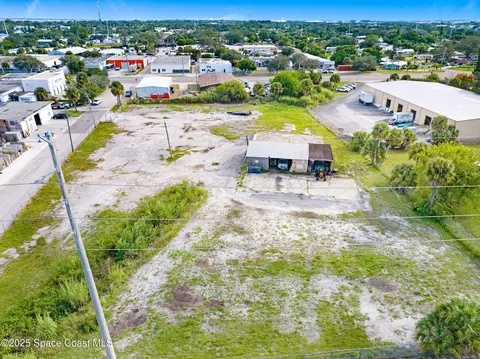 1075 Mcclendon St, Melbourne, FL 32935 photo 14