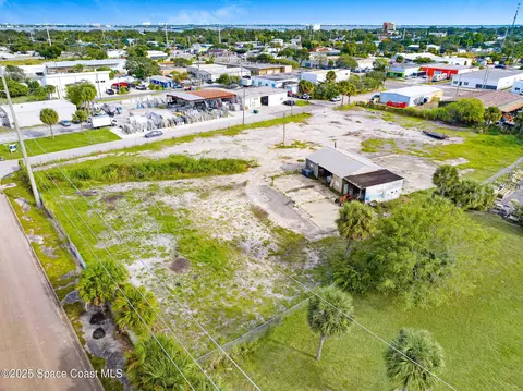 1075 Mcclendon St, Melbourne, FL 32935 photo 13