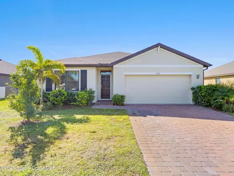 5678 Waterfall Pl, Grant, FL 32949