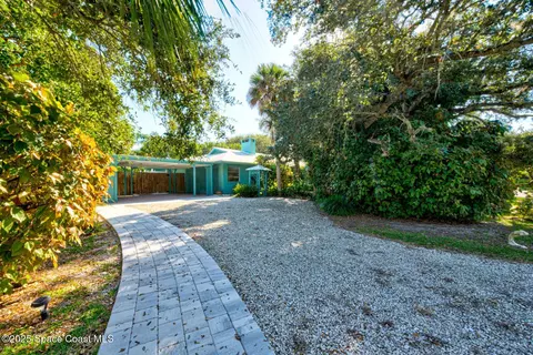 6545 Floridana Ave, Melbourne Beach, FL 32951