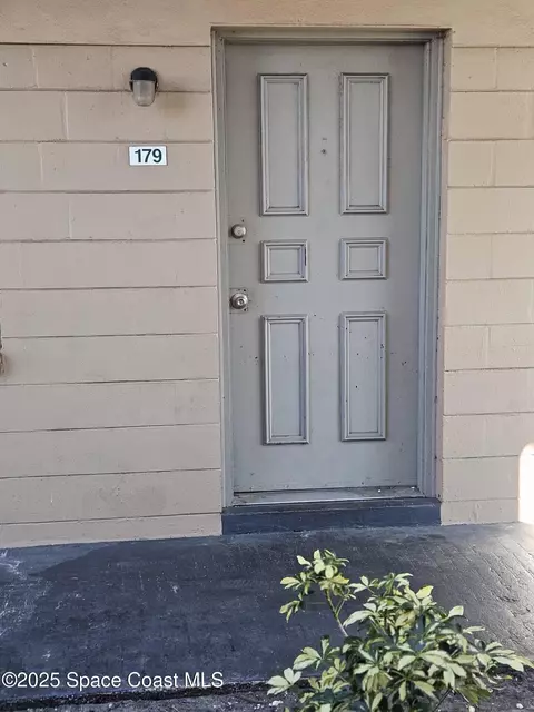 1711 Dixon Blvd #179, Cocoa, FL 32922