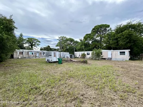 Exterior - 326 Iris St, Cocoa, FL 32927 photo 1 of 8