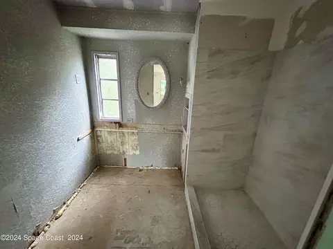 Bath - 326 Iris St, Cocoa, FL 32927 photo 1 of 3