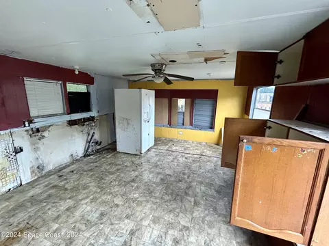Living - 326 Iris St, Cocoa, FL 32927 photo 3 of 4