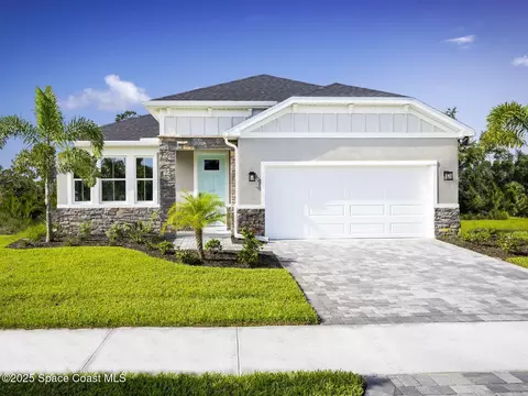 5145 Madras Dr NW, Palm Bay, FL 32907