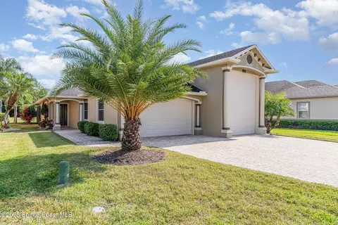 125 Harmony Ln, Titusville, FL 32780