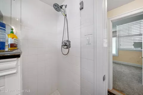 Bath - 1887 Rockledge Dr, Rockledge, FL 32955 photo 10 of 12