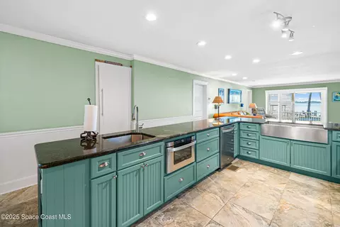 Kitchen - 1887 Rockledge Dr, Rockledge, FL 32955 photo 3 of 5