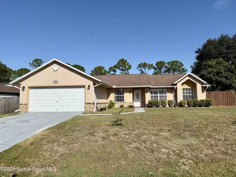 1683 Zaffer St NW, Palm Bay, FL 32907