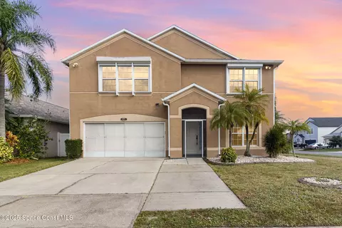 2893 Glasbern Cir, Melbourne, FL 32904