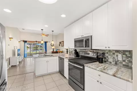 Kitchen - 5188 Wexford Dr, Rockledge, FL 32955 photo 1 of 6