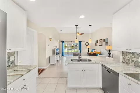 Kitchen - 5188 Wexford Dr, Rockledge, FL 32955 photo 6 of 6