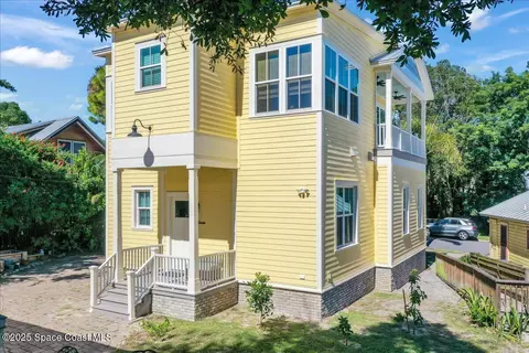 Exterior - 11 Mitchell St, Cocoa, FL 32922 photo 3 of 28