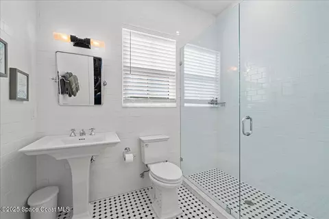 Bath - 11 Mitchell St, Cocoa, FL 32922 photo 3 of 22