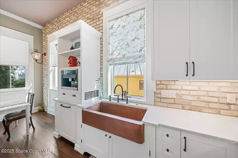 Kitchen - 11 Mitchell St, Cocoa, FL 32922 photo 2 of 16