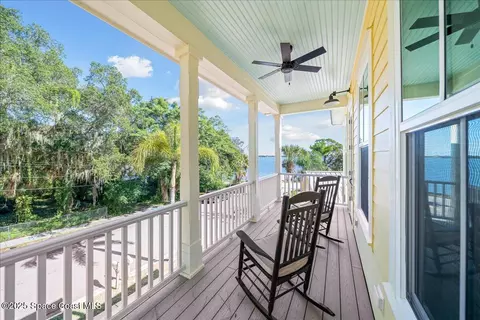Exterior - 11 Mitchell St, Cocoa, FL 32922 photo 8 of 28