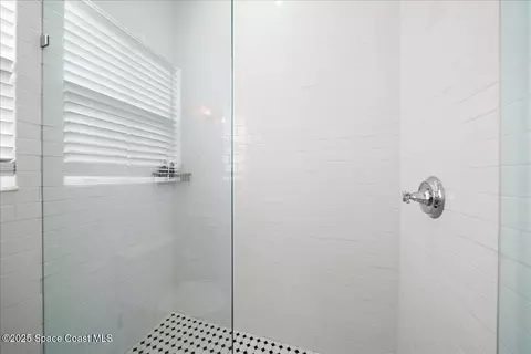 Bath - 11 Mitchell St, Cocoa, FL 32922 photo 5 of 22